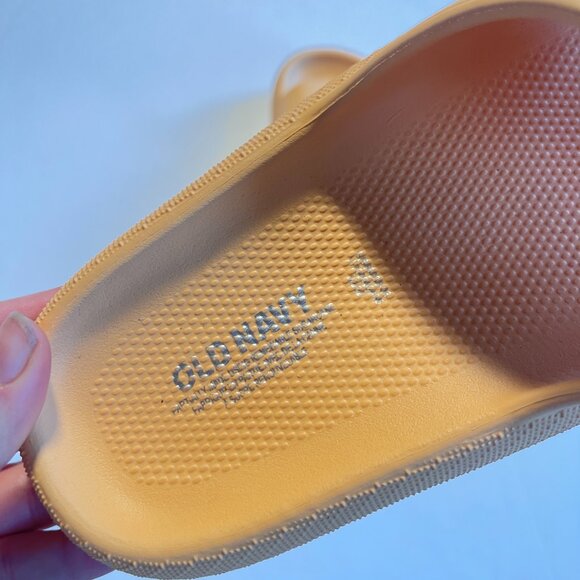 Old Navy Peachy Orange Slip on Slide Sandals Size Women's 6 - Picture 4 of 6
